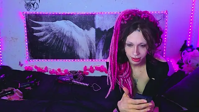 SAKURA_DREAMCOREのウェブカメラショー