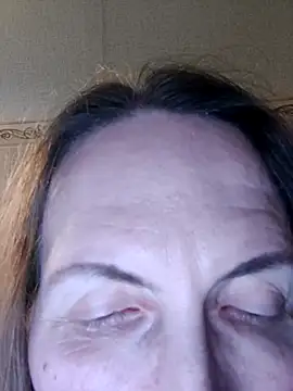 Онлайн чат XXX Evelina_cute