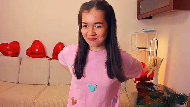 ShanaYock Webcam show