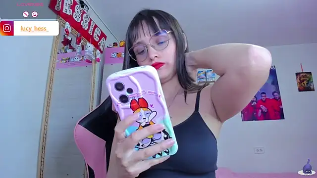 Lucyy-hess' Live XXX Chat