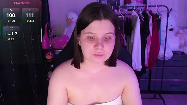 AmyVibess' Live XXX Chat