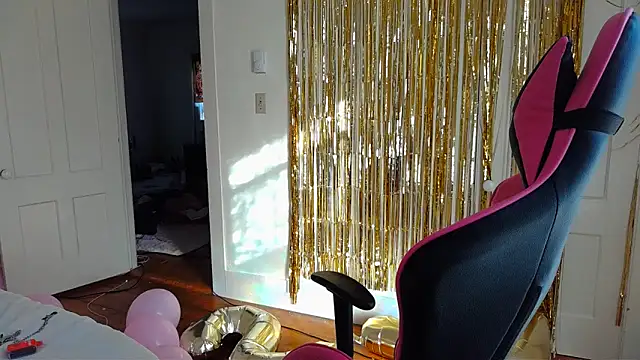 دردشة switchykitty الجنسية المباشرة