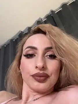 AuraPure Pertunjukan Webcam