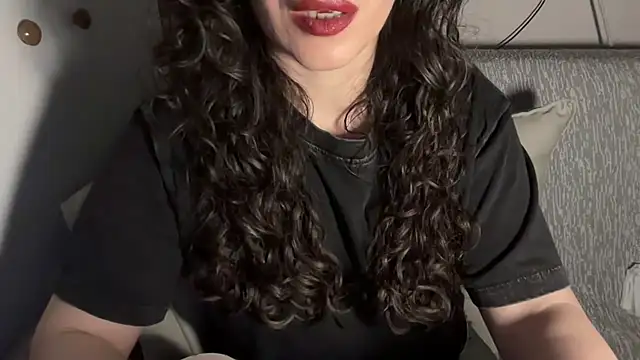 MISTRESS-HELEN Show in webcam