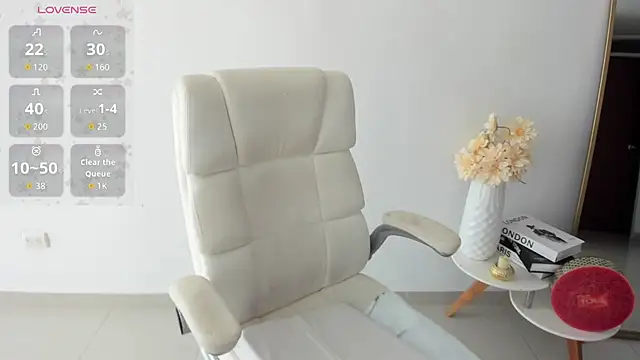 Chat +18 de renata_t_ ao vivo