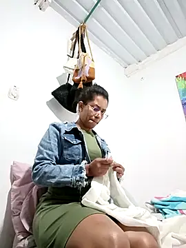 Bigassmommy_x 即時 XXX 聊天