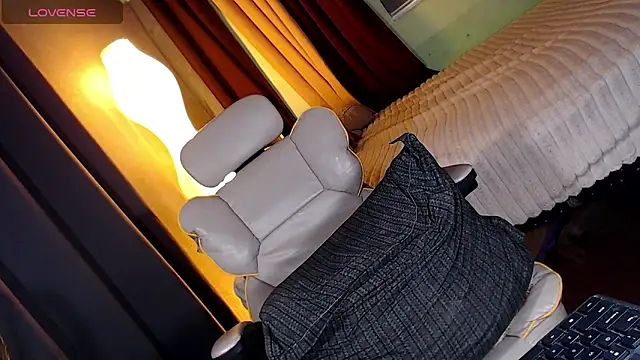 Creamycum_celinexx 即時 XXX 聊天