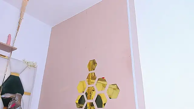 Show modela Angela_Garciaa na web-kameri