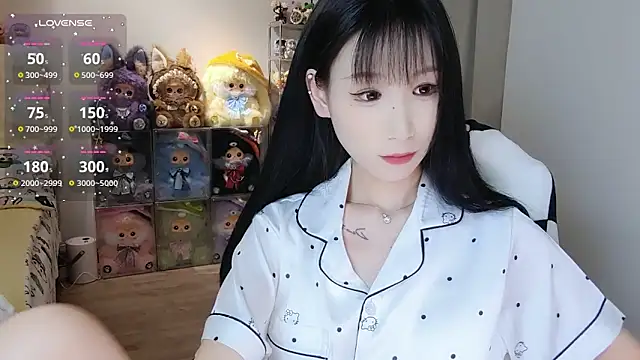 M-OTT_'s Live Chat Room