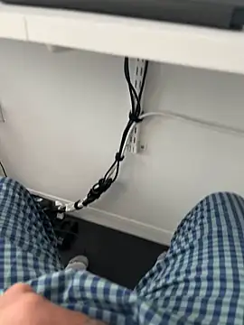 awesomemilkss' Webcam Show