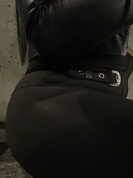 ChErrY_Ros3's Webcam Show