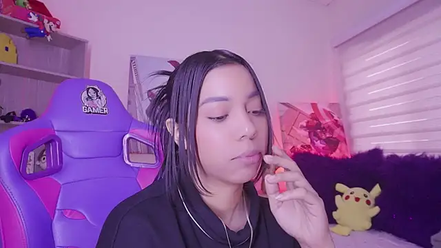 madelyn_rose_ Live XXX Chat