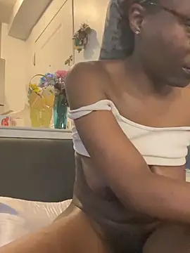 littyleesh1's Live XXX Chat