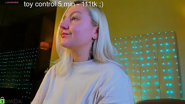 Debbie_Taylor 现场XXX聊天