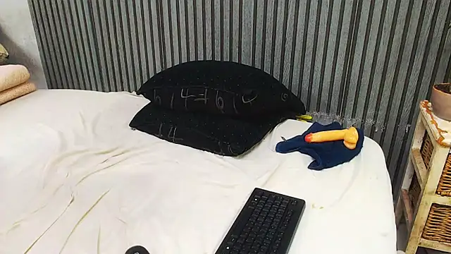 دردشة kinkynaghty الجنسية المباشرة