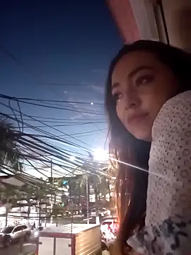 SabrinaVantress 现场XXX聊天