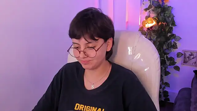 Nathaly_ds élő XXX-chatje