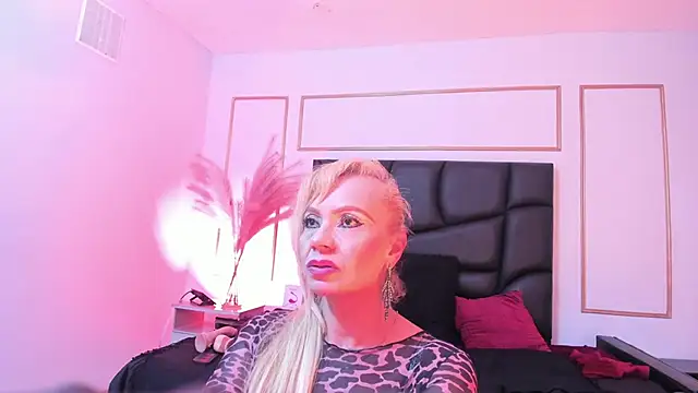 AnastasiaTaylor_ – Naživo XXX chat