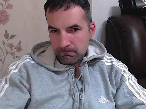 Leo_1617 Adlı Modelin Web Kamerası Şovu