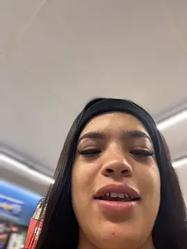 JuanitaMore01 Chat XXX live