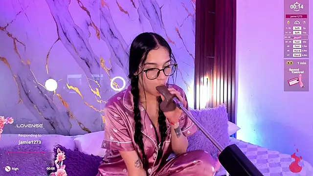 Emmiicute – Naživo XXX chat