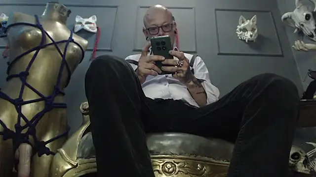 zain_kreigger – webcam-show