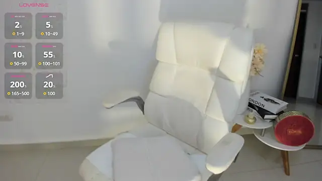 renata_t_ 即時 XXX 聊天