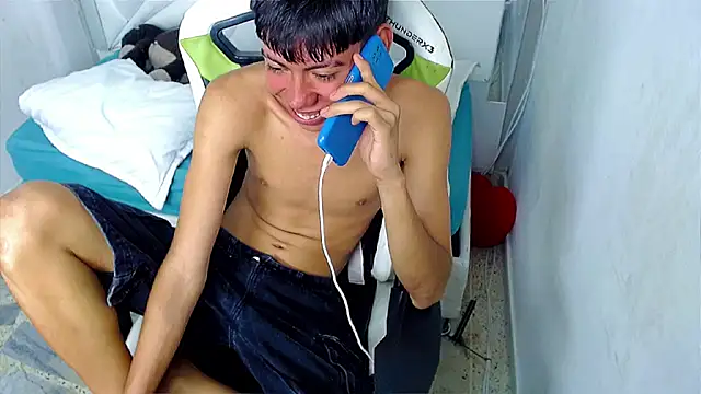 Liarr_ Pertunjukan Webcam