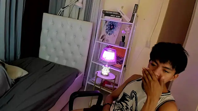 davincihugecock's Live XXX Chat