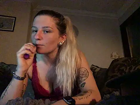 xxamyleighxx 现场XXX聊天