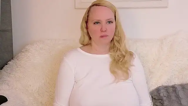 Онлайн чат XXX Sarah4you