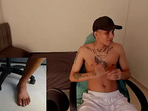 hot_king20 即時 XXX 聊天