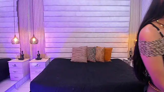 VictoriaaBlair's Live XXX Chat