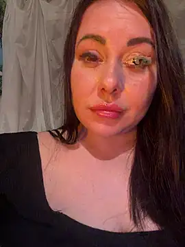 DaisyStreet's Live XXX Chat