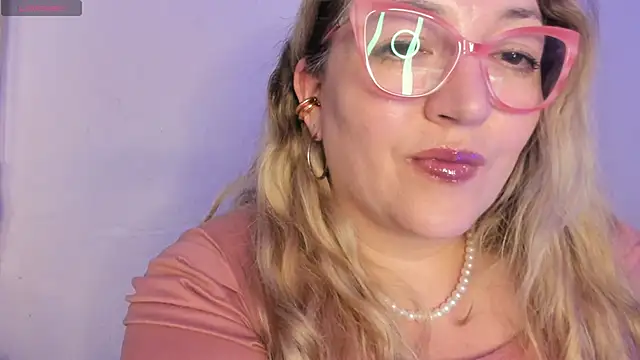 Naty_Mature_ Adlı Modelin Web Kamerası Şovu