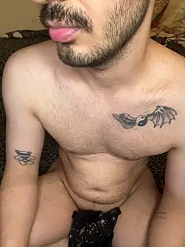 Show modela SXkinkyturk na web-kameri