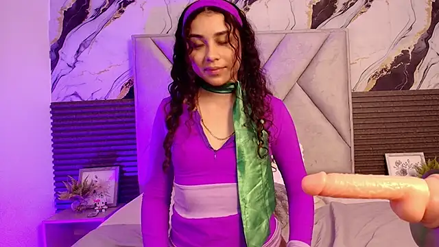 HemmaStar's Live XXX Chat