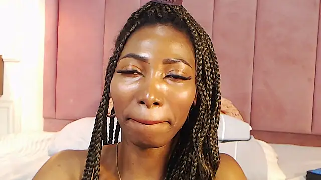 SabrinaDevill 即時 XXX 聊天