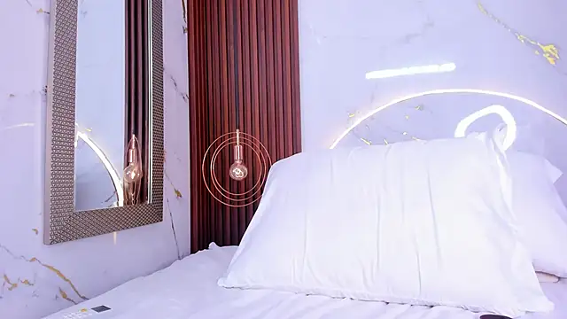 Živý XXX chat lucianasmith_