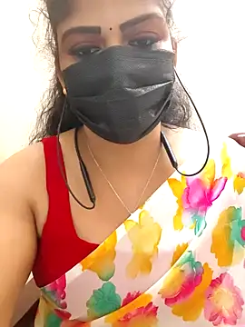 soundharya_tamil 即時 XXX 聊天