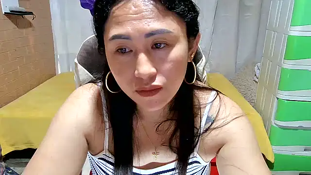 Filipina_Desire's Live XXX Chat