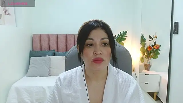 sophia_hadid's Live XXX Chat