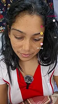 แชท XXX สดของ Putaalexa