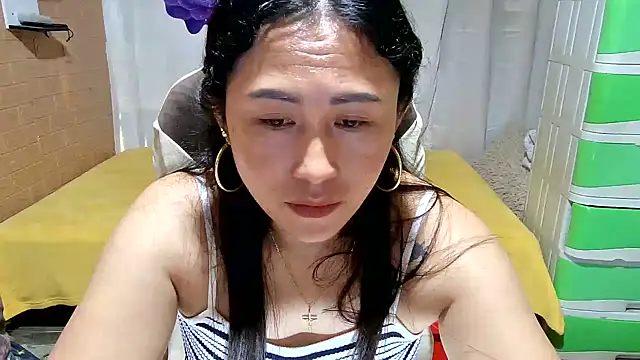 Chatroom XXX en direct de Filipina_Desire