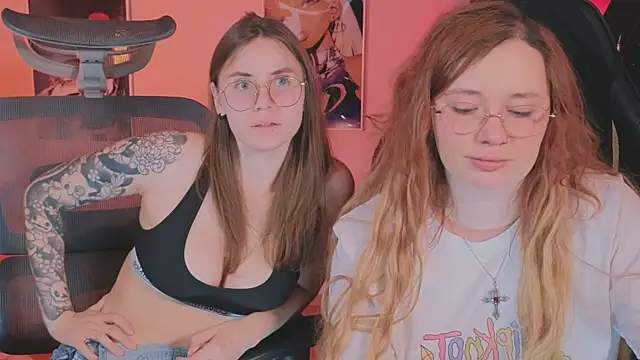 _AnnaStark_ Pertunjukan Webcam