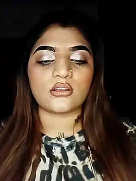 Sanaya_Gil 即時 XXX 聊天