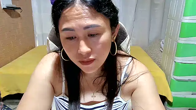 Chat +18 de Filipina_Desire ao vivo