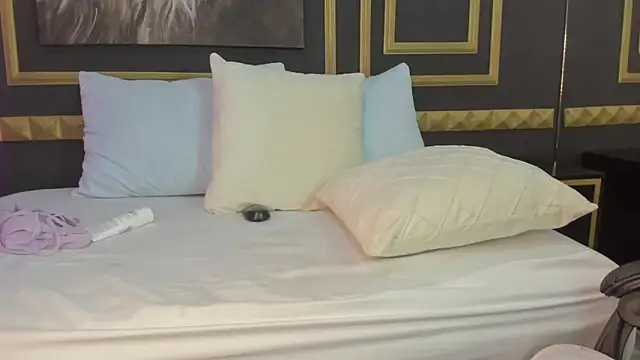 Chatroom XXX en direct de mia_watsonn_