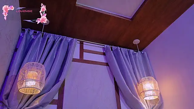 RenataLeclair 即時 XXX 聊天