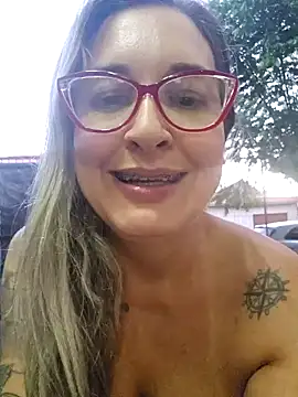 Chat XXX en directo de bellafortune51